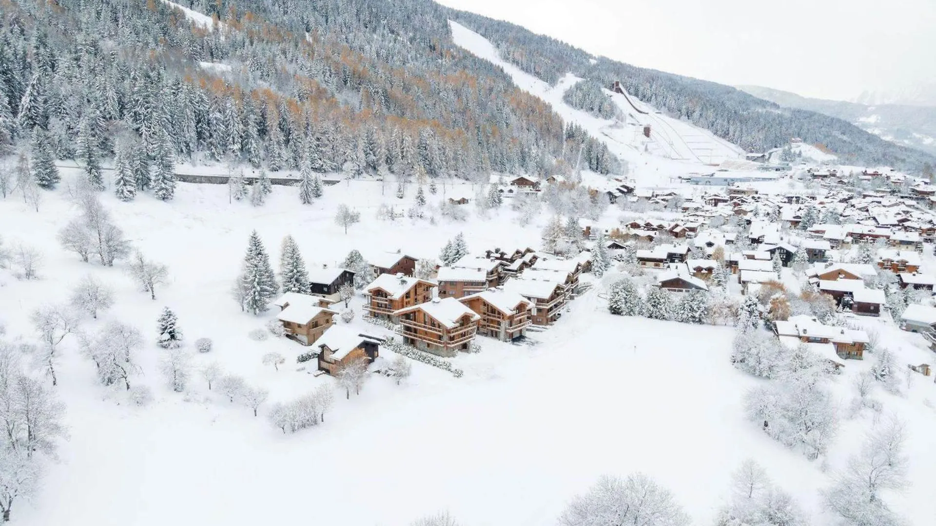 Apartment Appartement Moderne A Courchevel Le Praz, Proche Des Pistes Avec Parking Et Wifi - Fr-1-568-31